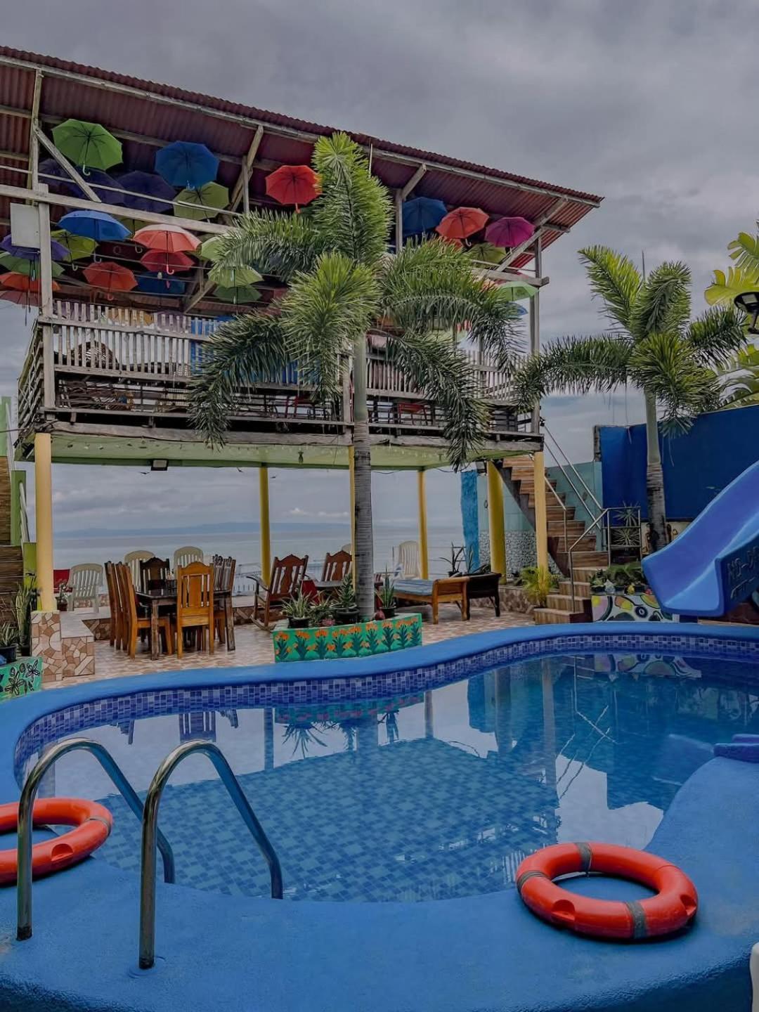 Sascha'S Resort Oslob Exterior photo