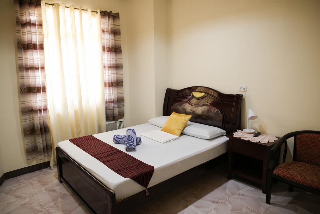 Sascha'S Resort Oslob Room photo